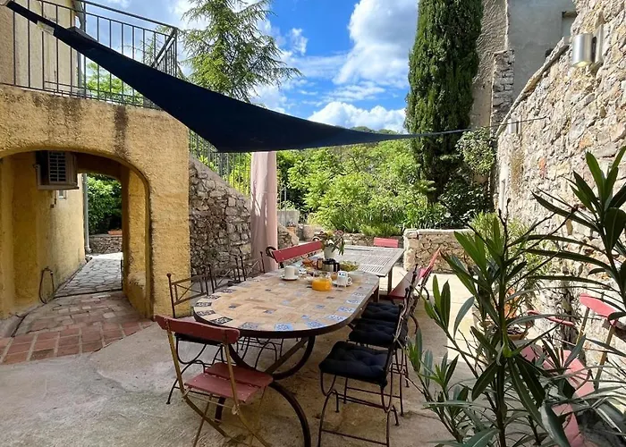 Malignos - 14 Pers Cevennes Vakantiehuis