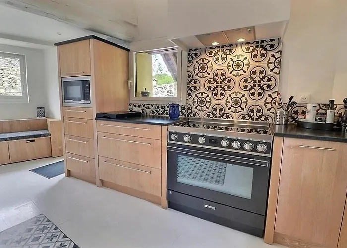 Malignos - 14 Pers Cevennes Vakantiehuis Fressac